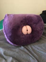 A great way to use a onahole is to buy a bagel cushion and pretend you're  doing doggy style : r/OnaholeToys
