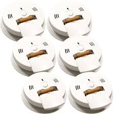 Import quality battery operated smoke detectors supplied by experienced manufacturers at global sources. 6 Pack Kidde Battery Operated Combination Smoke And Co Alarm With Voice Alert Home Garden Patterer Home Improvement