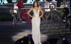 Cardona fue el primero en encontrarse con un muro llamado fariñez. Colombia Y Venezuela Grandes Favoritas En El Desfile Preliminar De Miss Universo Negocios Magazine