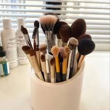 makeup brush holder organizer with lid