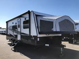 hybrid trailer with 3 tent beds