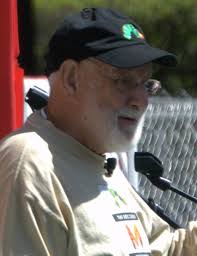 With commercial success and critical acclaim, there's no doubt that eric carle is one of the most popular children's book authors of. Eric Carle Wikipedia