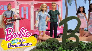 Top 21 bộ phim hoạt hình barbie hay nhất, gắn liền với tuổi thơ