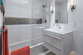 Основен увеличаващ трик за малка баня или тоалетна е огледалото. 24 Idei Za Malka Banya 24chasa Bg