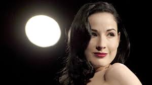 I met dita von teese on thursday and here's my makeup. Dita Von Teese News Tips Guides Glamour