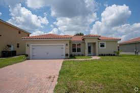 houses for with pool in kissimmee