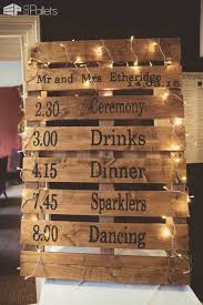 wood pallets for your wedding decor