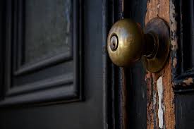 Fixing Frozen Door Locks On Your House