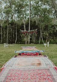 rugs as wedding aisle decorations