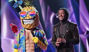 The remaining three competitors compete to win the coveted golden mask. The Masked Singer Episode 2 Recap Who S Behind The Masks Goldderby