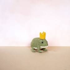 edward the frog prince sewing pattern
