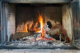 Guide To The Best Fireplaces In Canada