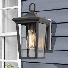 classic outdoor wall lighting