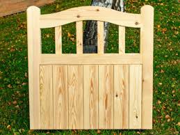 Archtop Cottage Gate