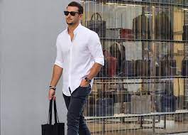 With a white shirt, blue jeans men can always flaunt sheer elegance while attending an informal work meeting or a night party. 9 Classic Shirt And Jeans Combinations For Every Wardrobe Picking What Shirts To Wear Wit Black Jeans Men Grey Shirt Men Mens Fashion Smart