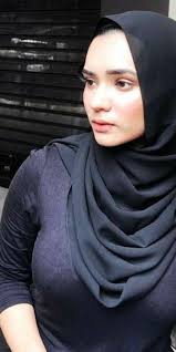 The latest tweets from @rabiatulukhti Pin On Hijab