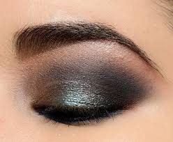 wayne goss pearl moonstone eyeshadow