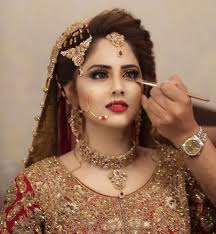 best makeup artists in karachi for