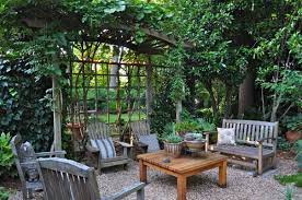 Subtle Ways To Add Privacy To Your Yard