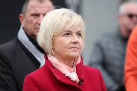 Lidia ewa staroń, nee kwiatkowska (born june 7, 1960 in morąg) is a polish politician. Senator Lidia Staron Zapowiada Rewolucje W Spoldzieniach Olsztyn