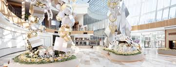 Mgm national harbor is the premiere entertainment destination located on the banks of the potomac just outside of washington. New Luxury Resort Mgm National Harbor Delivers Dream Weddings Washingtonian Dc