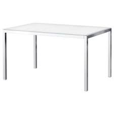 Такава маса може да бъде продължение на настолната или прибиращата се част от слушалките. Masi Ikea Blgariya