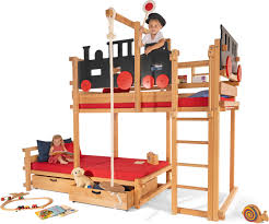 bunk bed laterally staggered