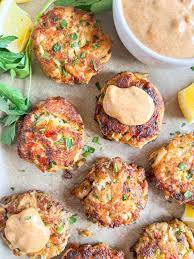 lump crab cakes with remoulade sauce