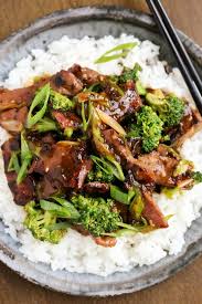 In a medium bowl, stir together the soy sauce, ginger, 1 tablespoon of the sugar, the sesame oil, garlic and 1 teaspoon white pepper until the sugar dissolves. Best Beef And Broccoli Stir Fry With Ginger Soy Sauce Wozz Kitchen Creations