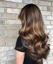 Get ready and get a magazine cover look with this style. 61 Trendy Caramel Highlights Looks For Light And Dark Brown Hair 2020 Update