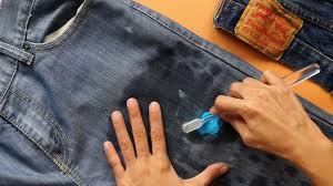 3 ways to remove chewing gum from jeans