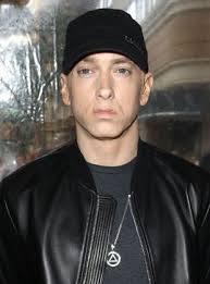 Some people just can't be themselves. Eminem Filmstarts De