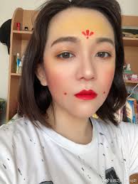 traditional makeup comeback