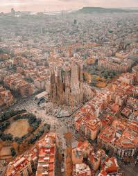 The guardian's definitive city guide to barcelona helps you plan the perfect trip with information on hotels, travel, restaurants and activities across the city. 15 Best Free Things To Do In Barcelona Hand Luggage Only Travel Food Photography Blog