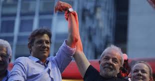 Resultado de imagem para imagem de Lula e haddad abraÃ§ados