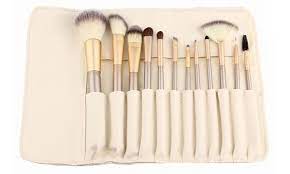 la sante makeup brush set with carrying