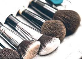 are your makeup brushes causing acne