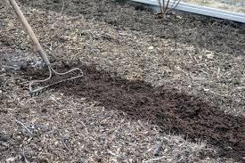 gardens with mulch and compost