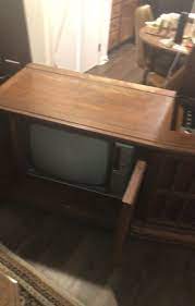 vine 1970s rca tv floor model
