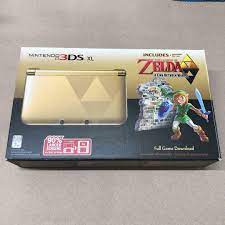 Nintendo 3ds es una consola portátil de nintendo en 3d lanzada al mercado el 25 de marzo de 2011 en europa. Nintendo 3ds Xl The Legend Of Zelda A Link Between Worlds Limited Edition Gold For Sale Online Ebay