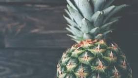 Are pineapples high in acidity?