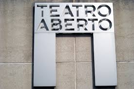 Resultado de imagem para toda a cidade ardia teatro aberto