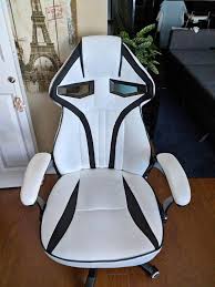 Shop furniture, home décor, cookware & more! Getting Some Real General Grievous Vibes From This Gaming Chair Starwars