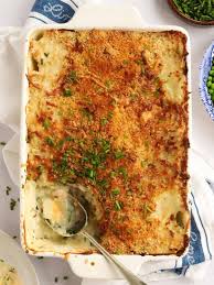 easy fish pie with crunchy cheese topping