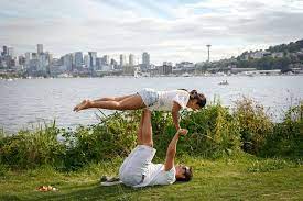 6 couple yoga poses to help you bond