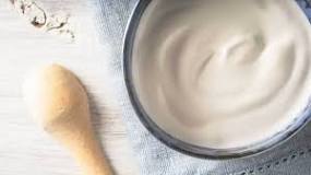 What is the vegan substitute for sour cream?