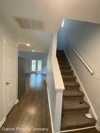 Soft, plush, and comforting, carpet has been one of the most beloved flooring solutions for centuries. 5039 Lamppost Cir Wilmington Nc House For Rent