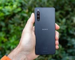 Image of Sony Xperia 10 IV smartphone