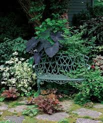 10 Enchanting Garden Bench Ideas