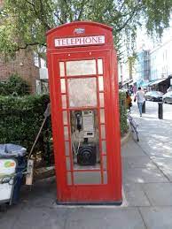 赤い 電話 ボックス